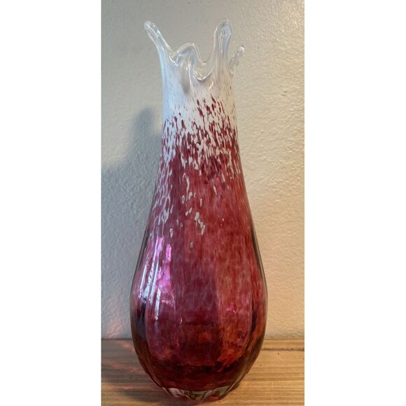 Hand blown Spatterware  Intake Swung Vase Cranberry & White HEAVY - Picture 1 of 6